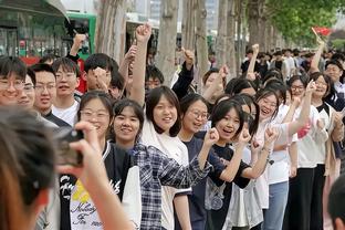 前国脚杨旭观战日本高中决赛：别人又进步一年，我们又等待一年！